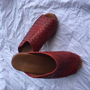 Leather Ariat Heeled Mules